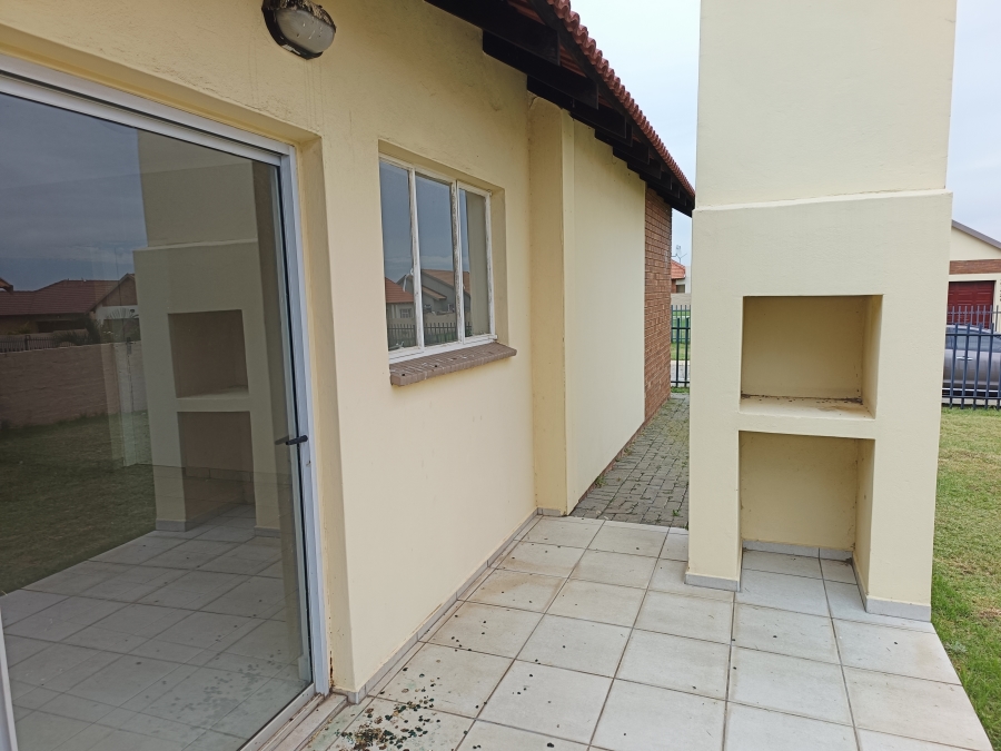 3 Bedroom Property for Sale in Waterkloof Hill Estate North West